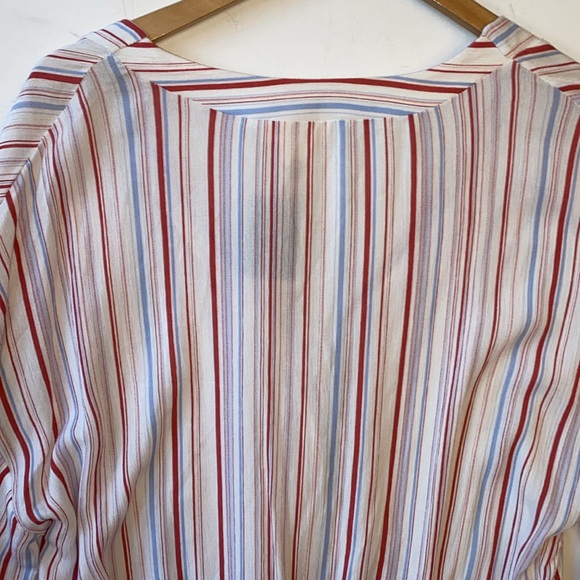 (A11) URBAN Romantics surplice 1/2 sleeves blouse with stripes, Size Large, NWT - Picture 6 of 6